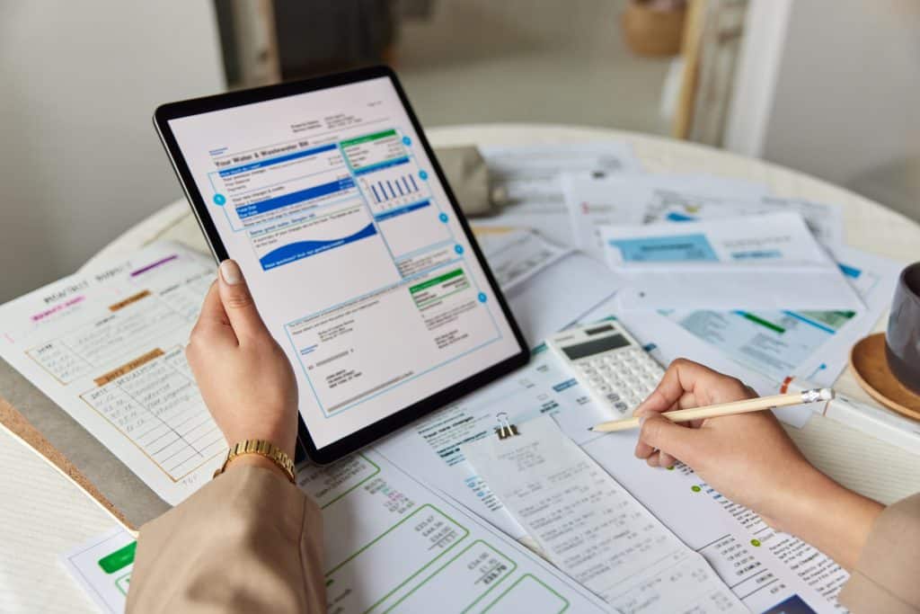 cannabis business payroll and hr